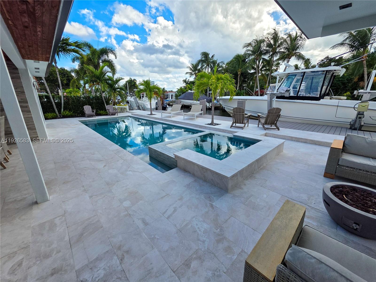 POMPANO ISLES - Residential