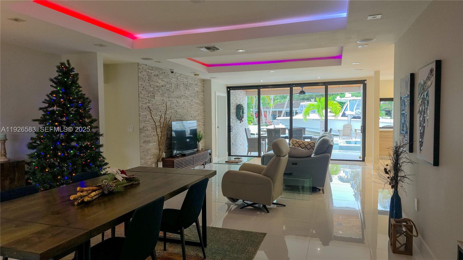 POMPANO ISLES - Residential