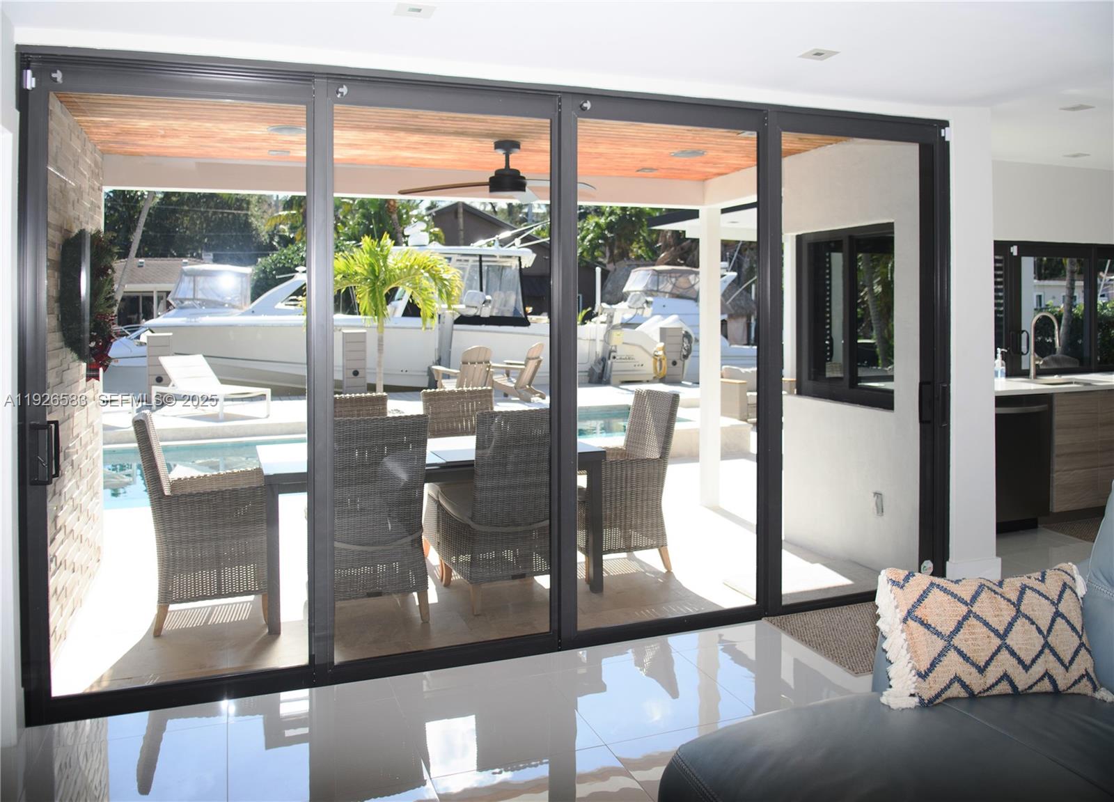 POMPANO ISLES - Residential