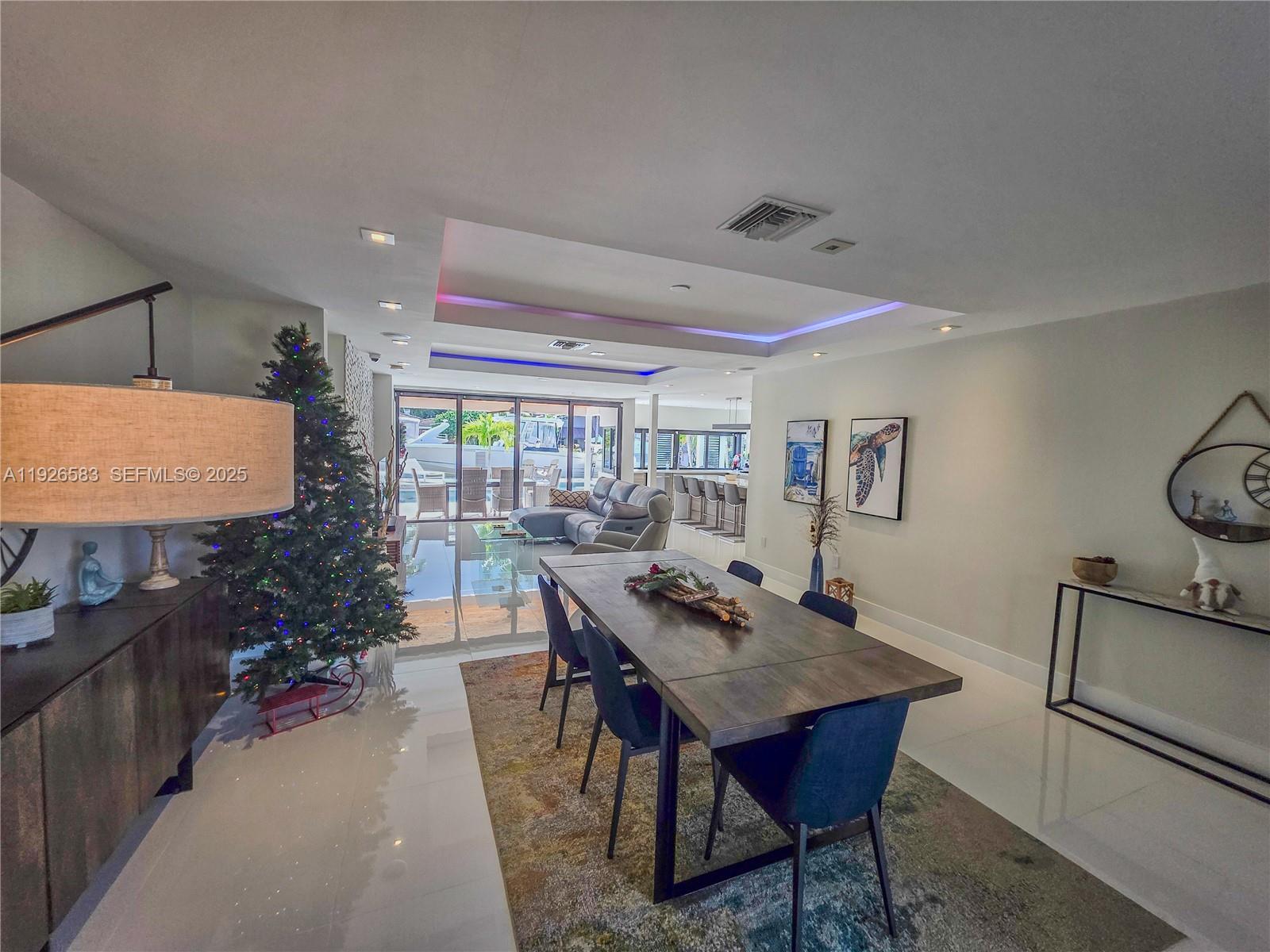 POMPANO ISLES - Residential