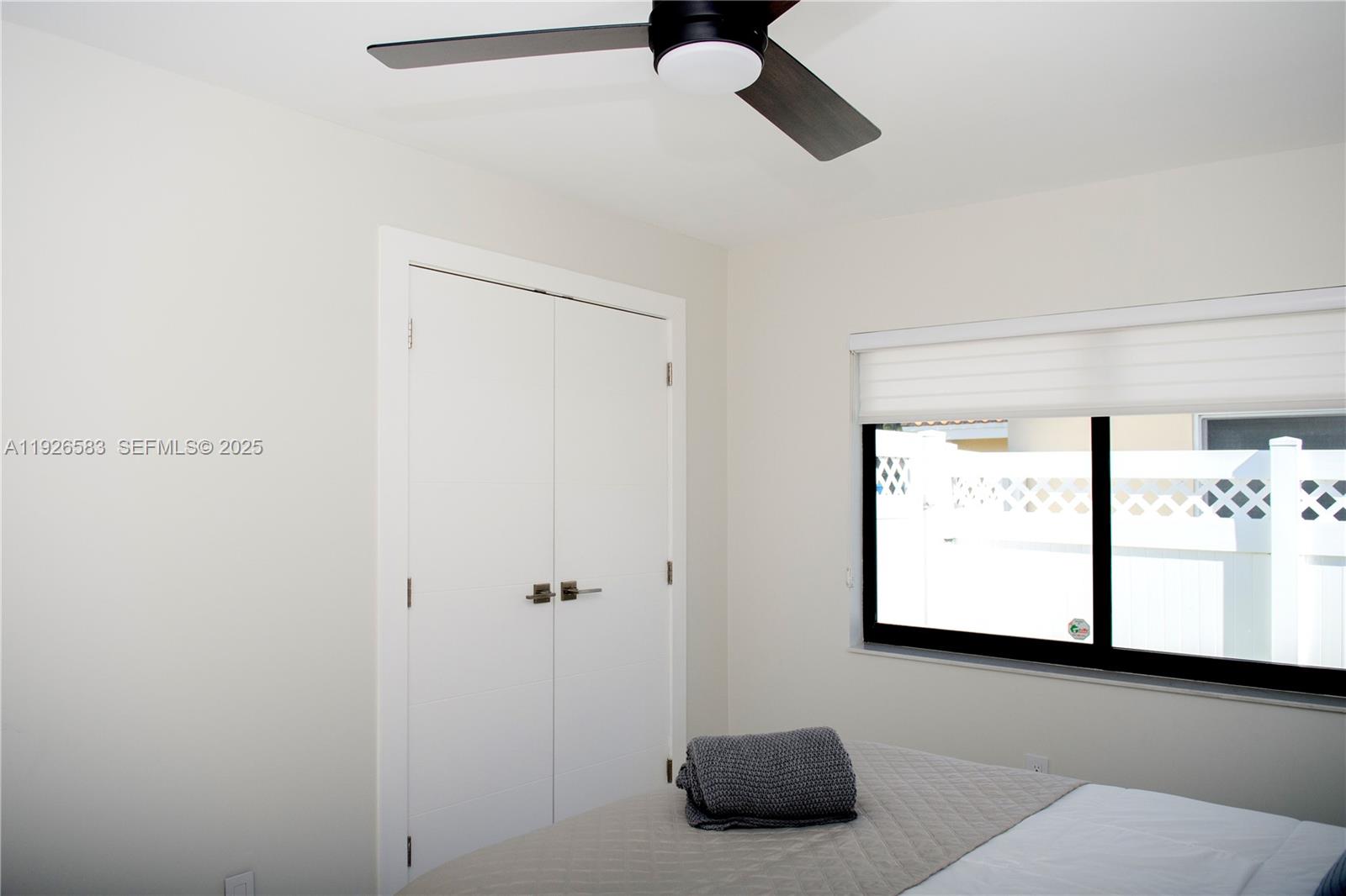 POMPANO ISLES - Residential