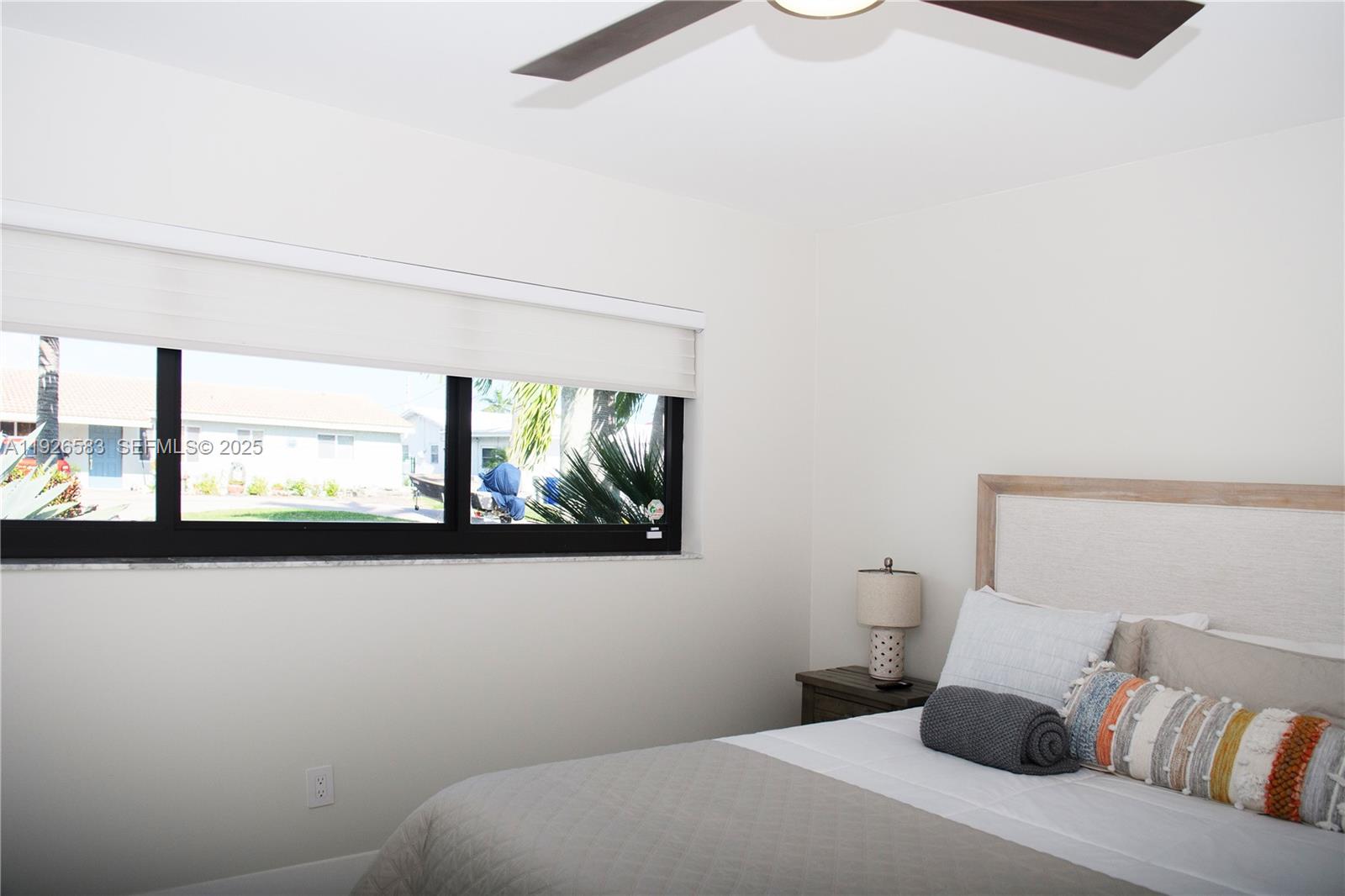 POMPANO ISLES - Residential