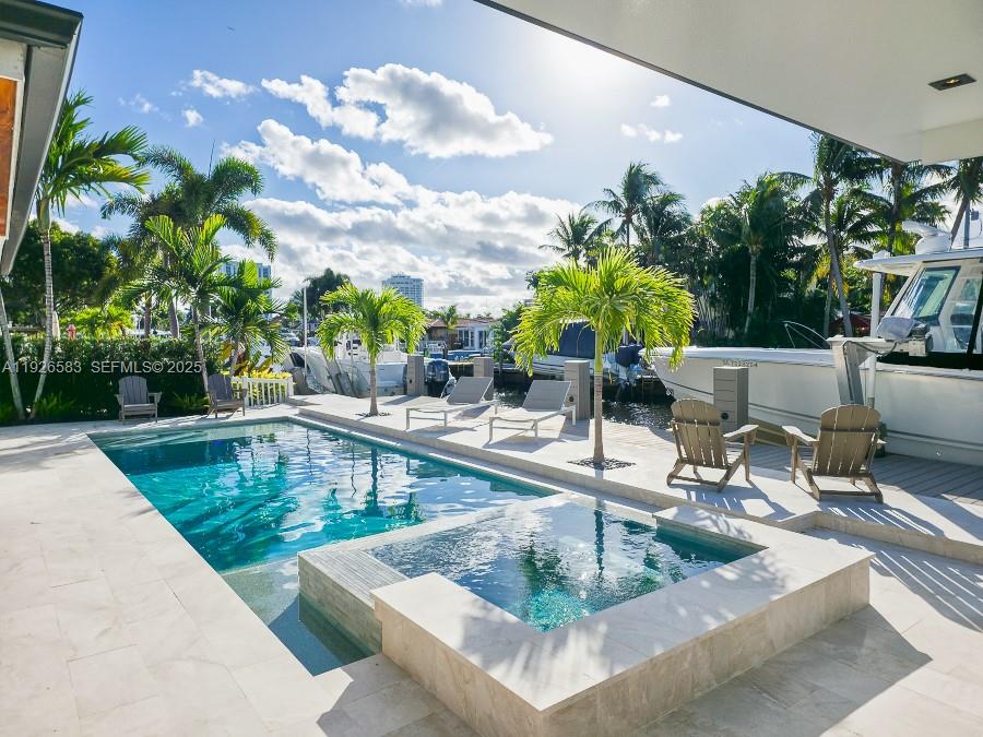 POMPANO ISLES - Residential