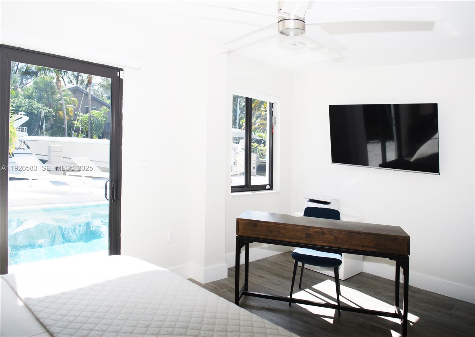 POMPANO ISLES - Residential