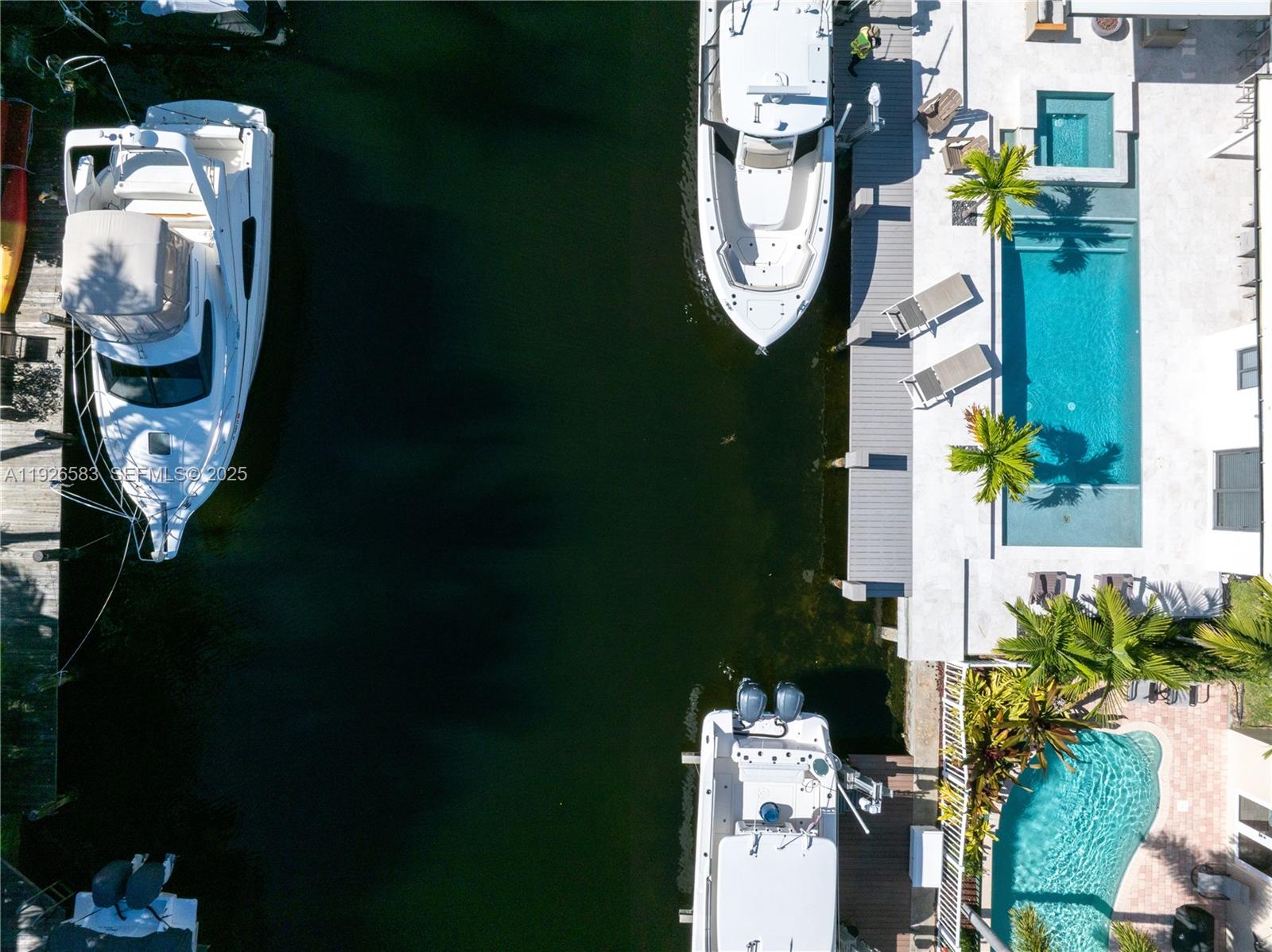 POMPANO ISLES - Residential