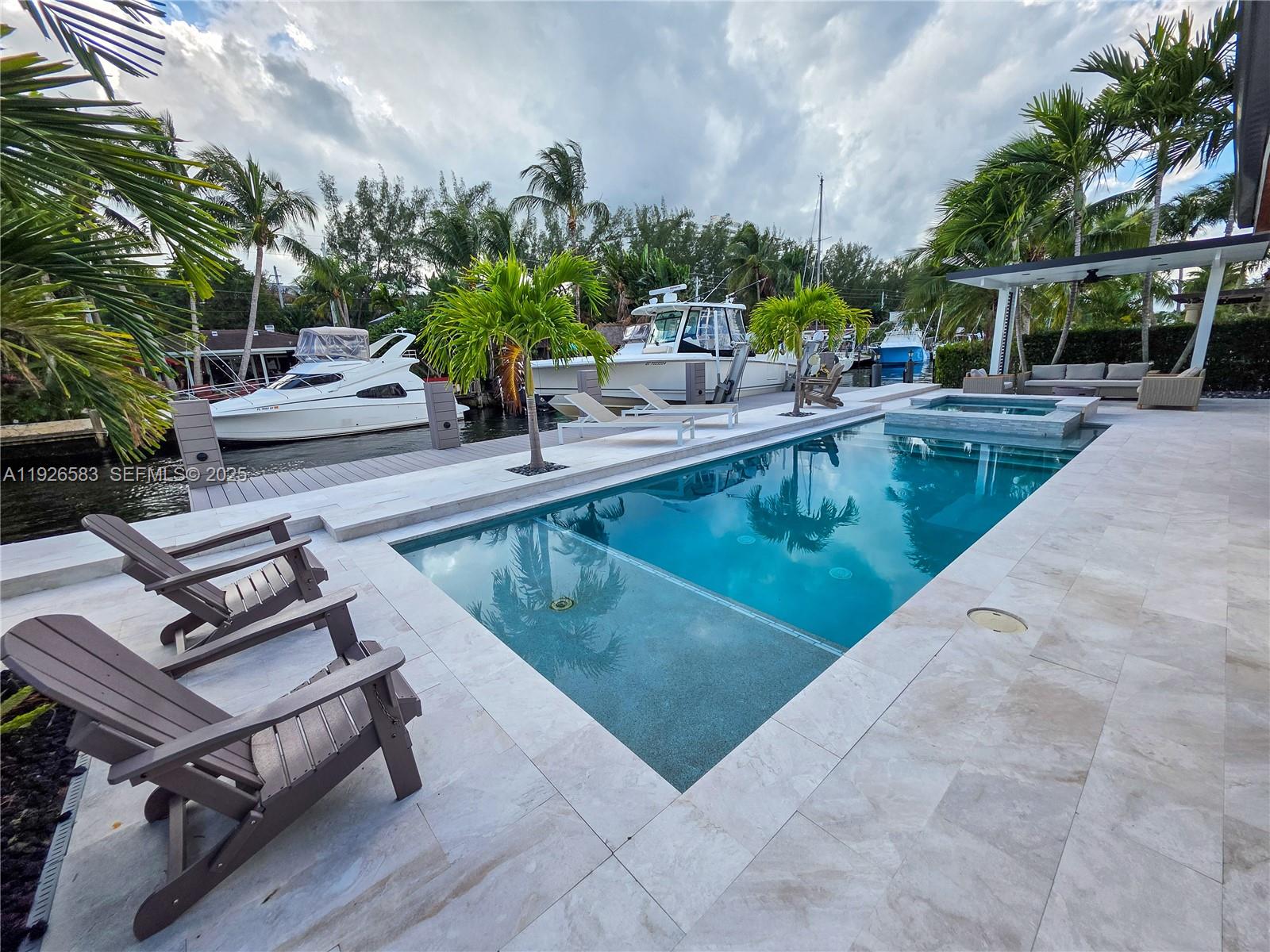POMPANO ISLES - Residential