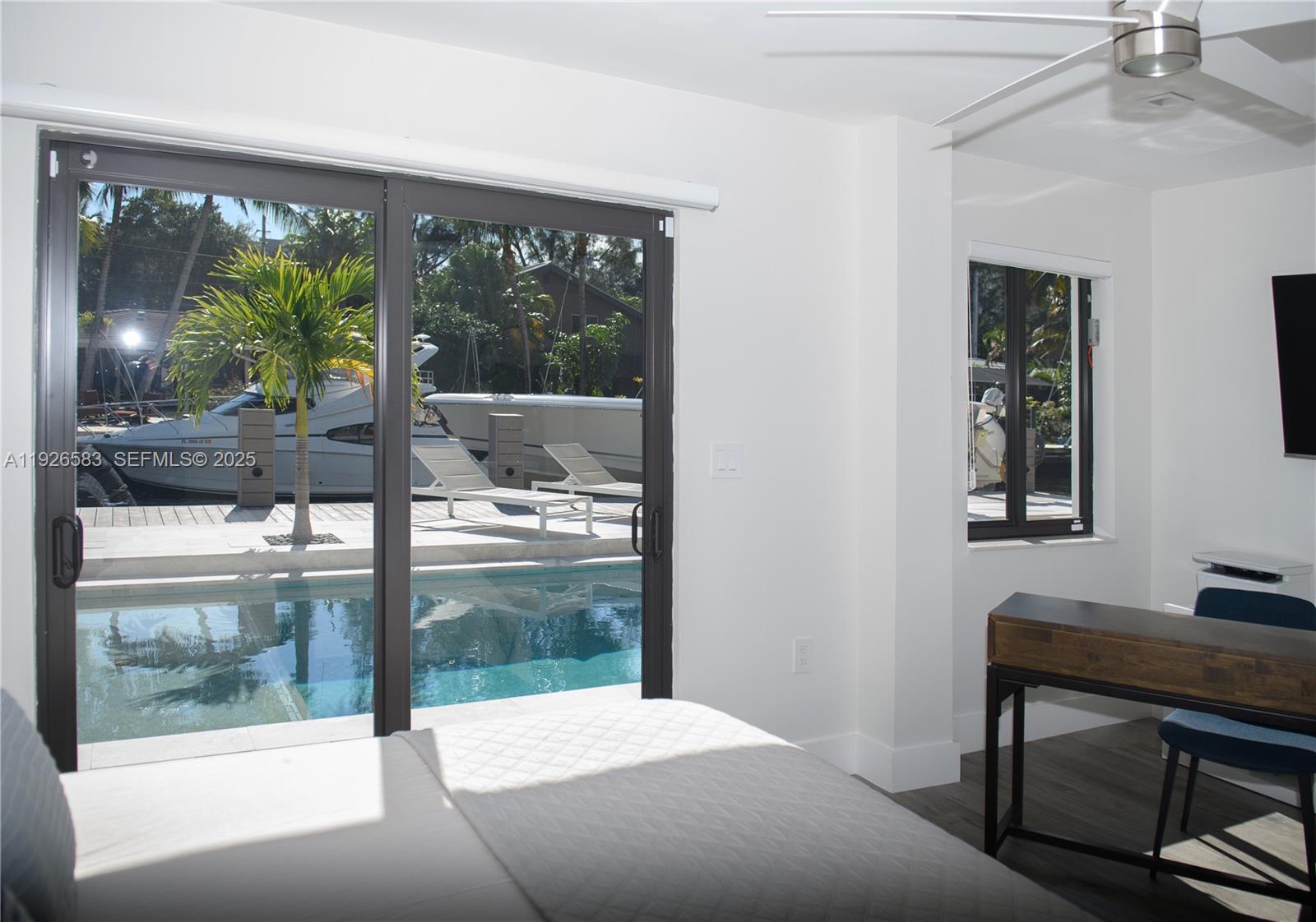 POMPANO ISLES - Residential