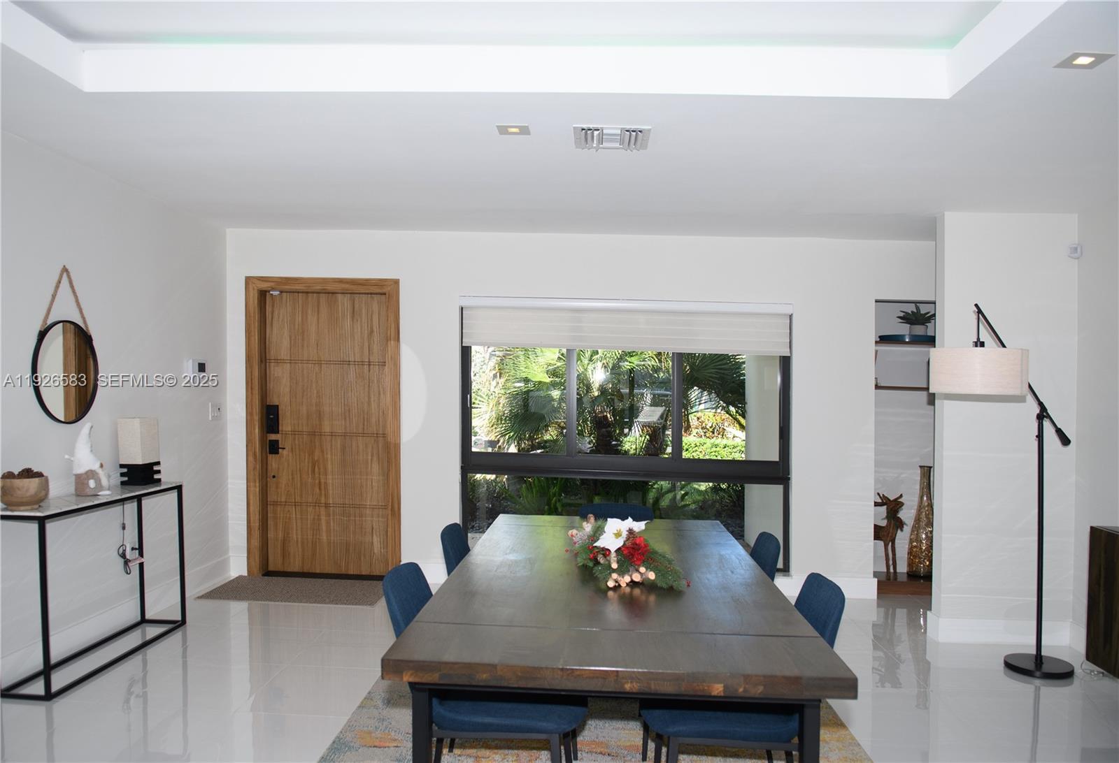 POMPANO ISLES - Residential