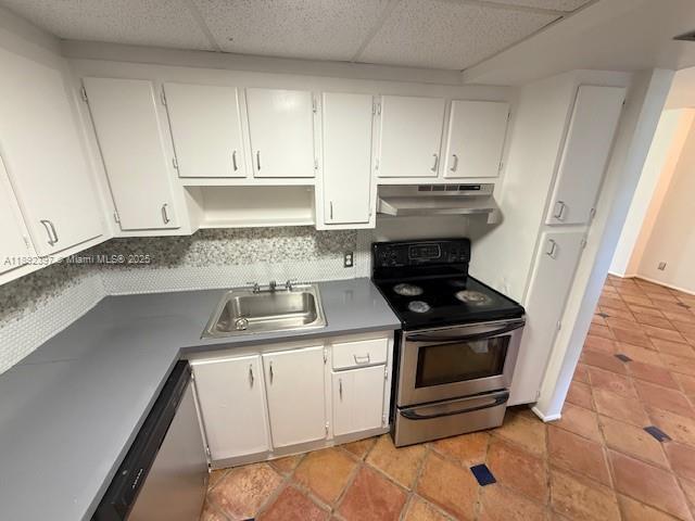 ENSENADA CONDO BLDG E-II - Residential Lease