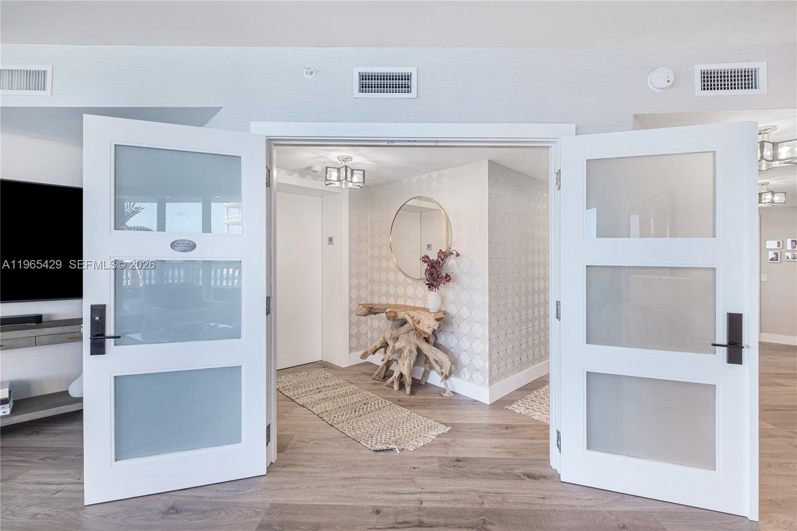 PALMS TOWER ONE CONDO - Residential