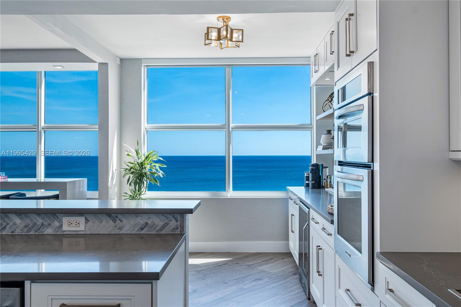 PALMS TOWER ONE CONDO - Residential