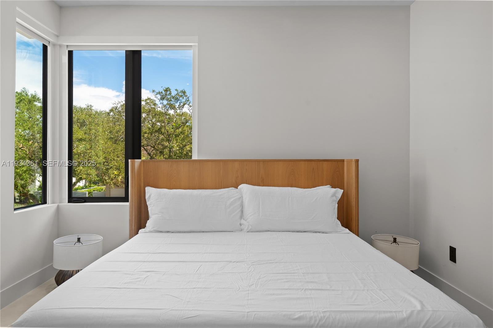 HIGHLAND OAKS - Residential