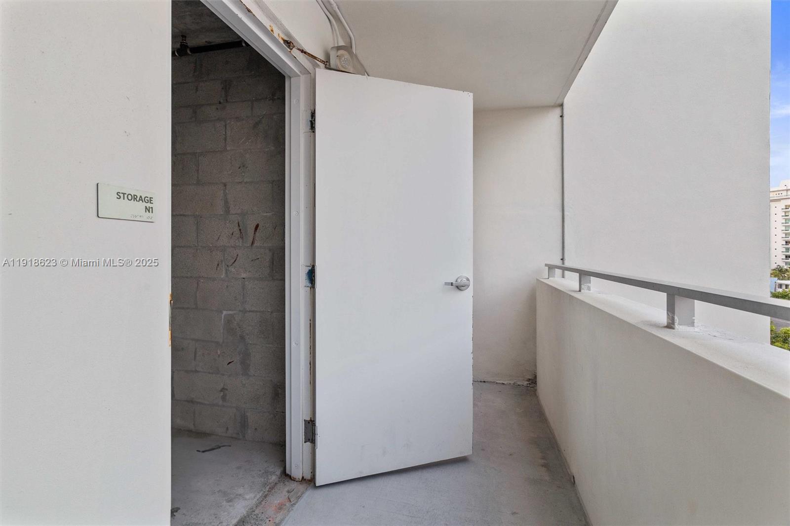 ONE BAY HARBOR CONDO - Residential