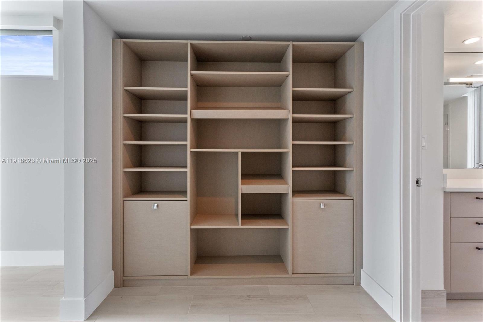 ONE BAY HARBOR CONDO - Residential