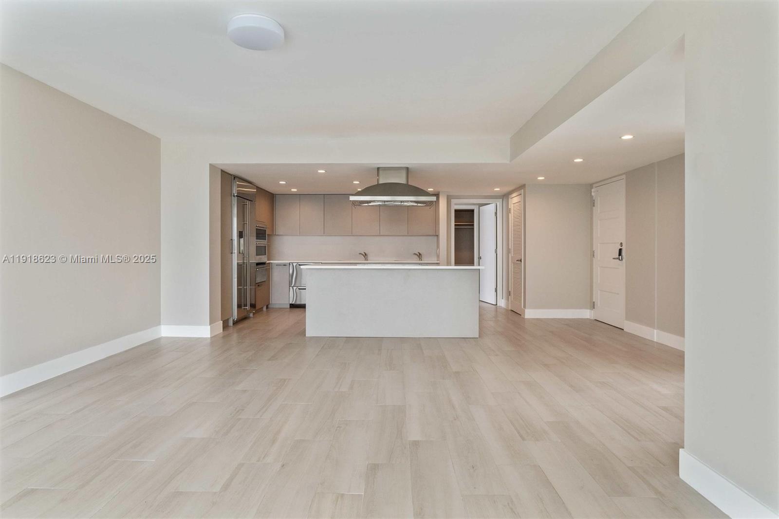 ONE BAY HARBOR CONDO - Residential