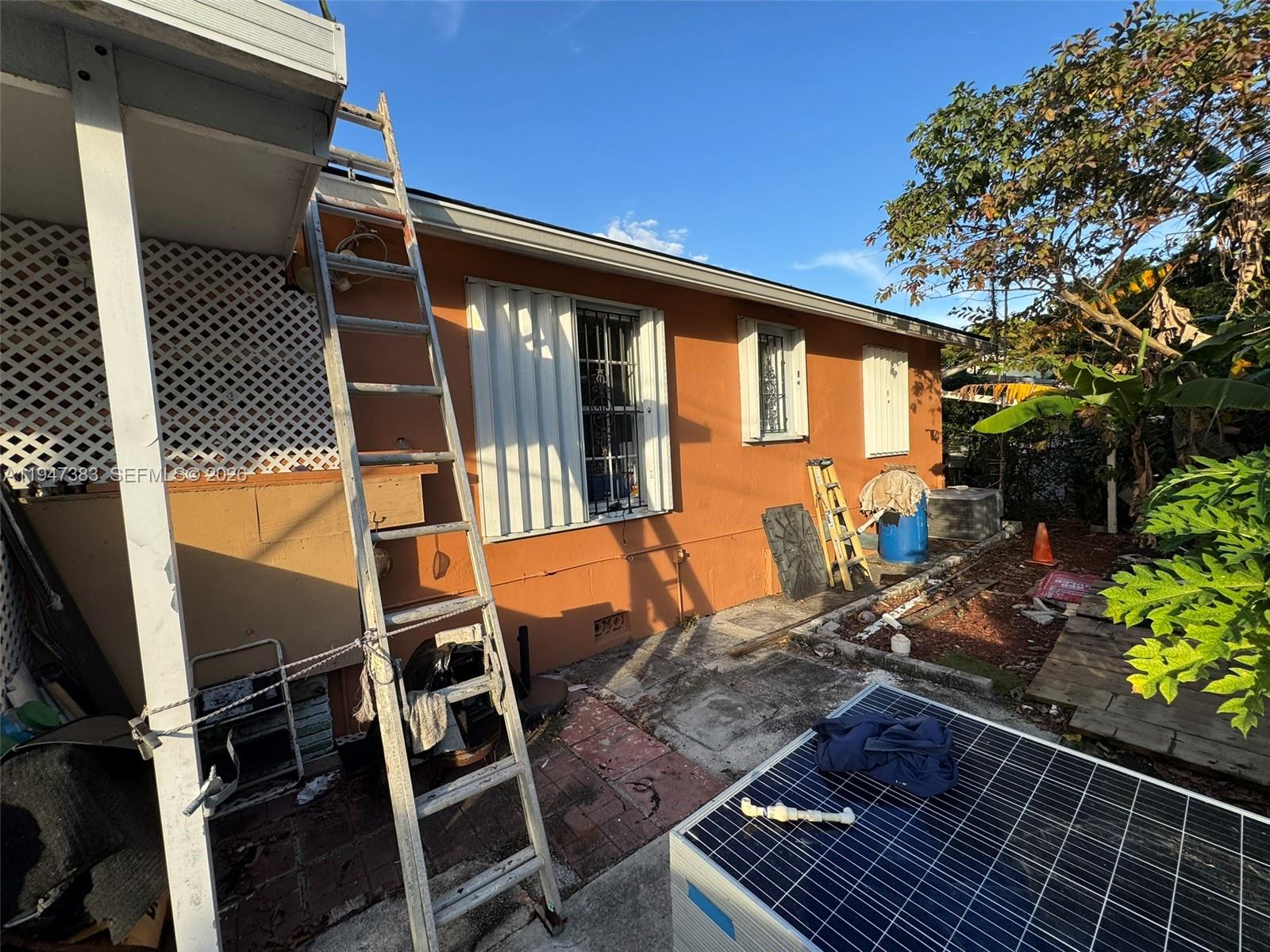 STEPHEN MANOR - Residential