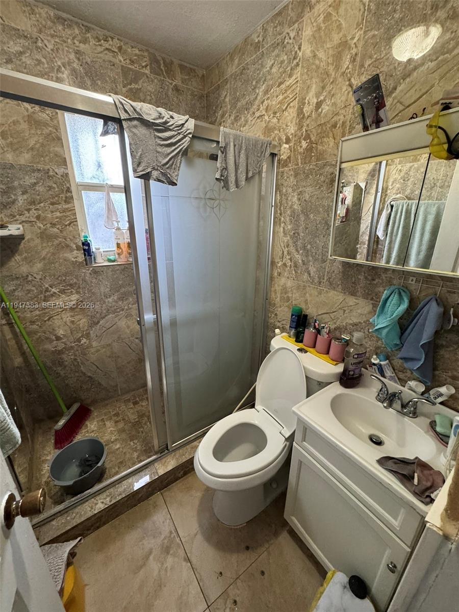 STEPHEN MANOR - Residential