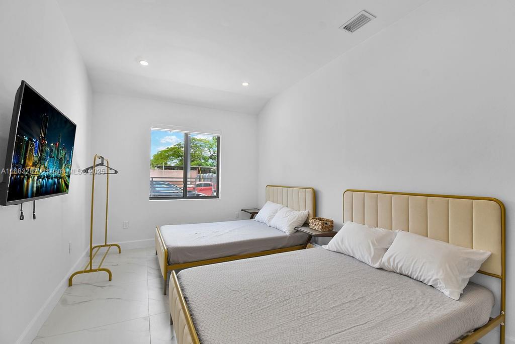 RAILWAY SHOPS ADDN 2ND AM - Residential Lease