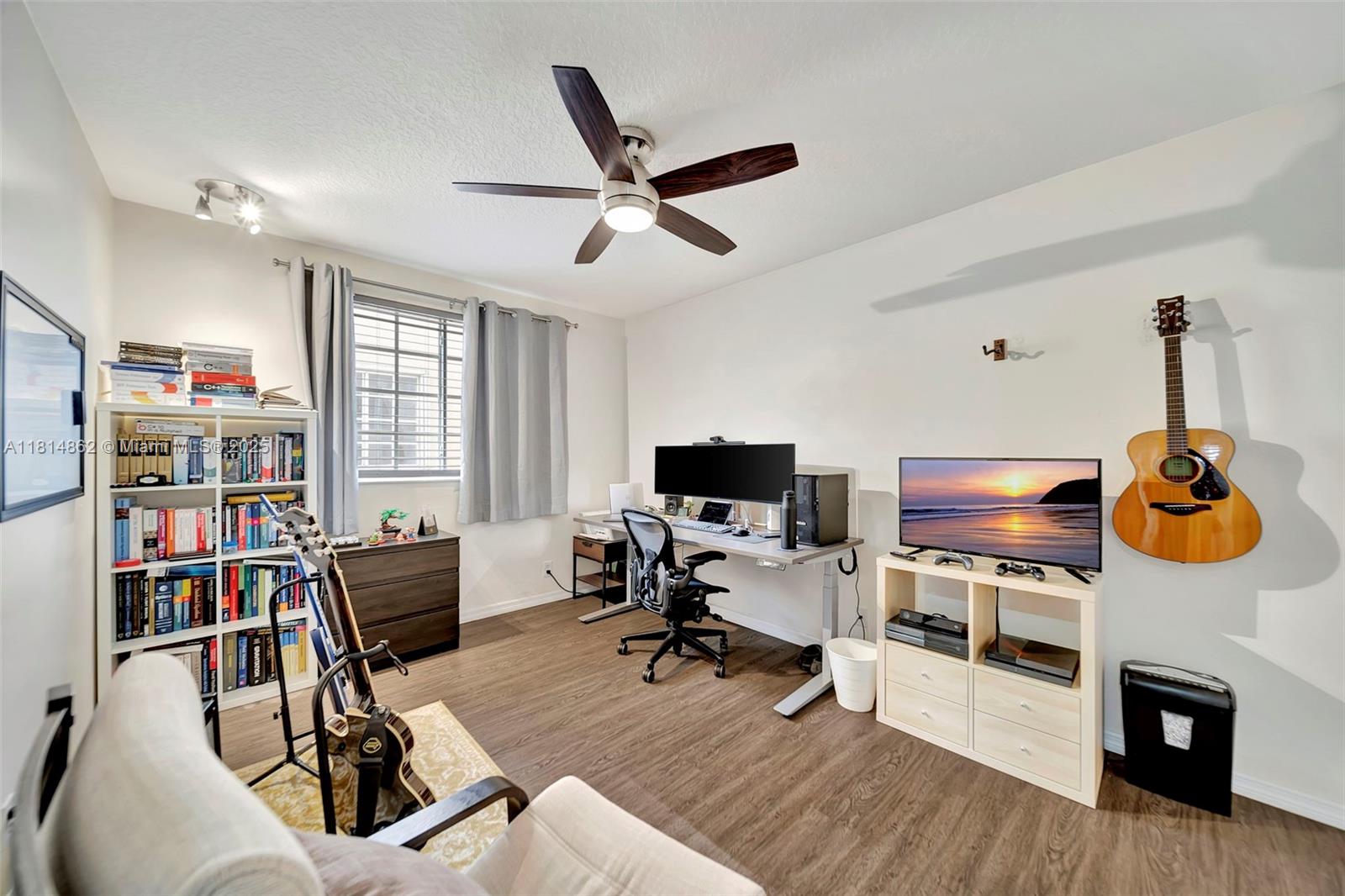 SECTOR 4 - Residential Lease