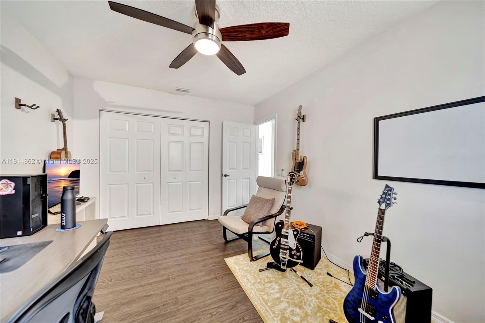 SECTOR 4 - Residential Lease