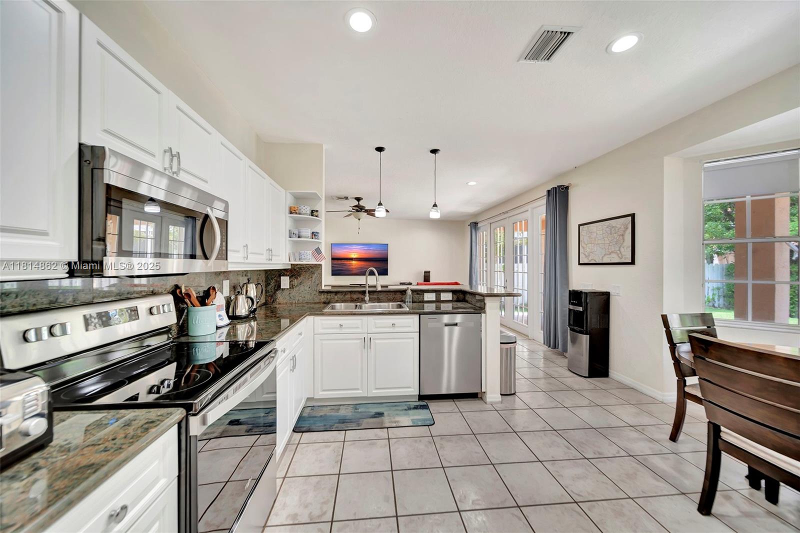 SECTOR 4 - Residential Lease