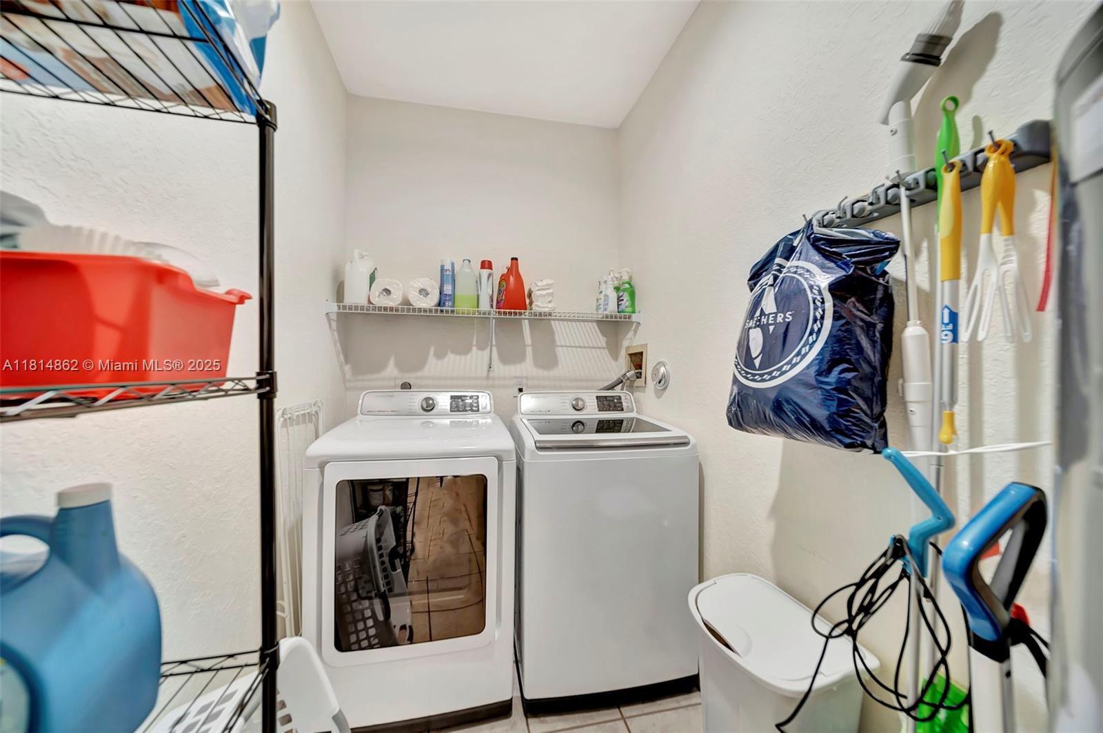 SECTOR 4 - Residential Lease