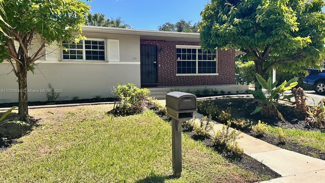 300 Ne 122nd St, North Miami, Miami-Dade County, Florida - 3 Bedrooms  
2 Bathrooms - 