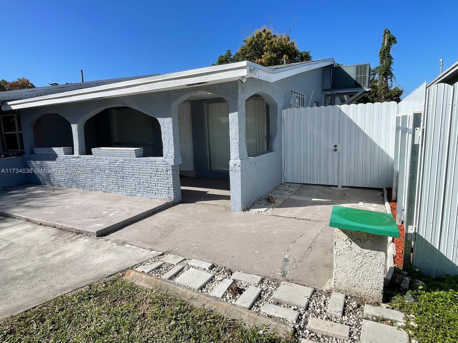 1187 NW 29th Ter