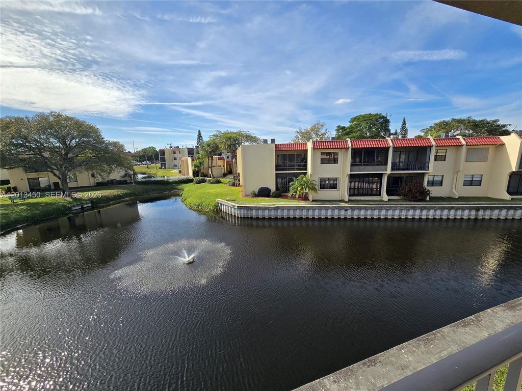 Photo of 2050 Oleander Blvd #9-206, Fort Pierce, FL 34950 (MLS # A12013450)