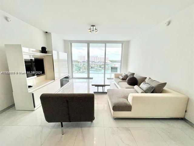 400 SUNNY ISLES CONDO EAS - Residential