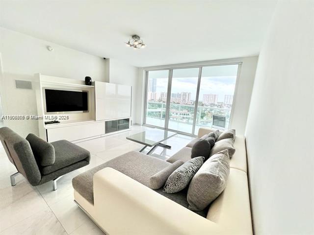 400 SUNNY ISLES CONDO EAS - Residential