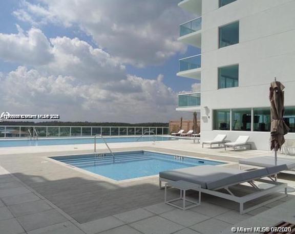 400 SUNNY ISLES CONDO EAS - Residential