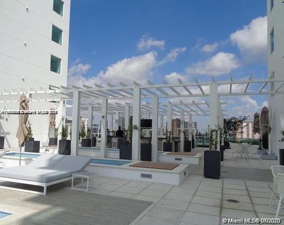 400 SUNNY ISLES CONDO EAS - Residential