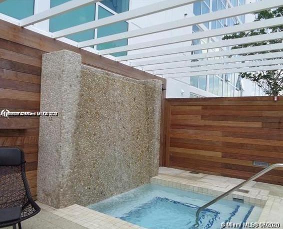 400 SUNNY ISLES CONDO EAS - Residential