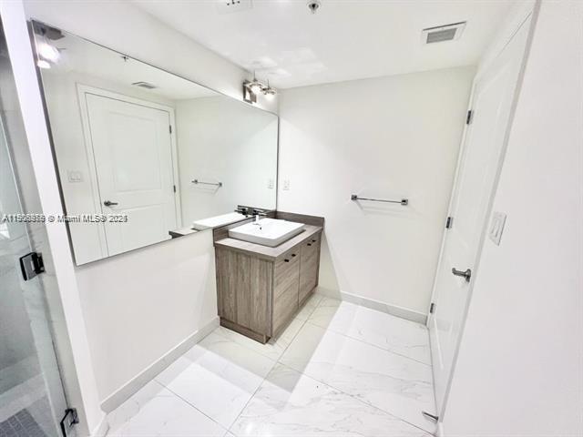 400 SUNNY ISLES CONDO EAS - Residential