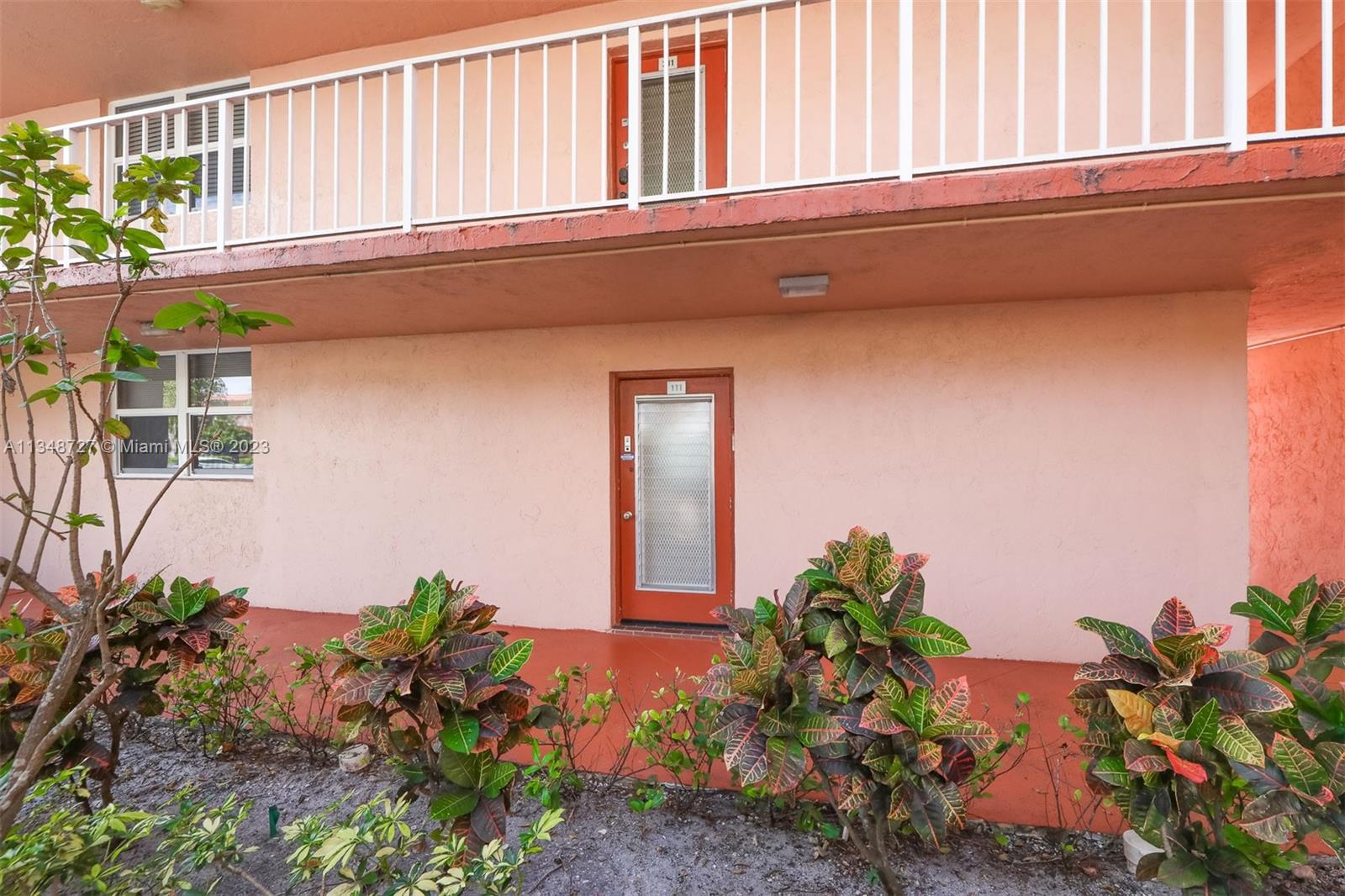 LIME BAY CONDOMINIUM 6 - Residential