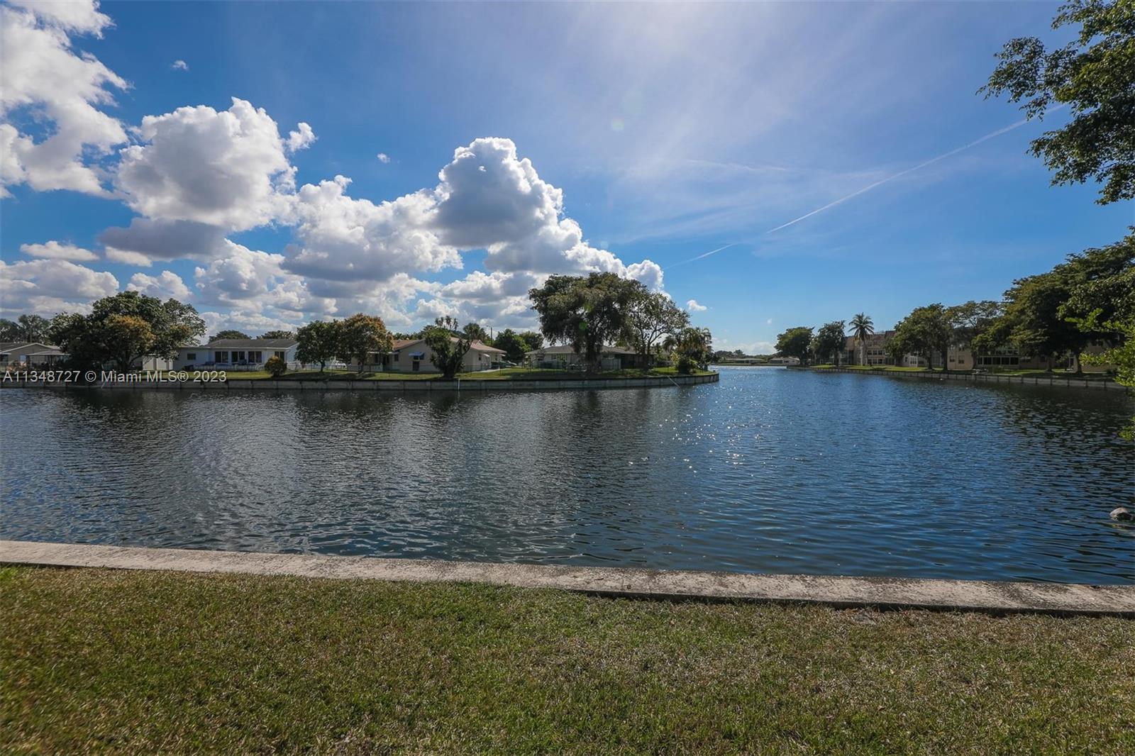 LIME BAY CONDOMINIUM 6 - Residential