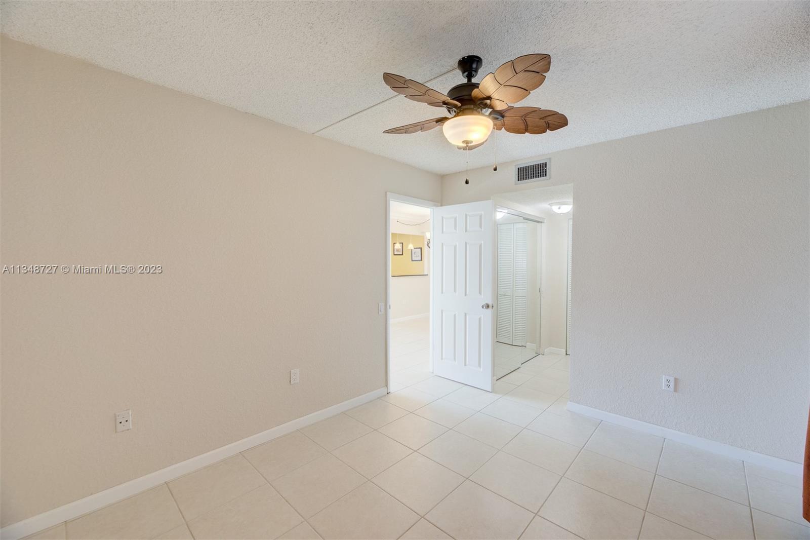 LIME BAY CONDOMINIUM 6 - Residential