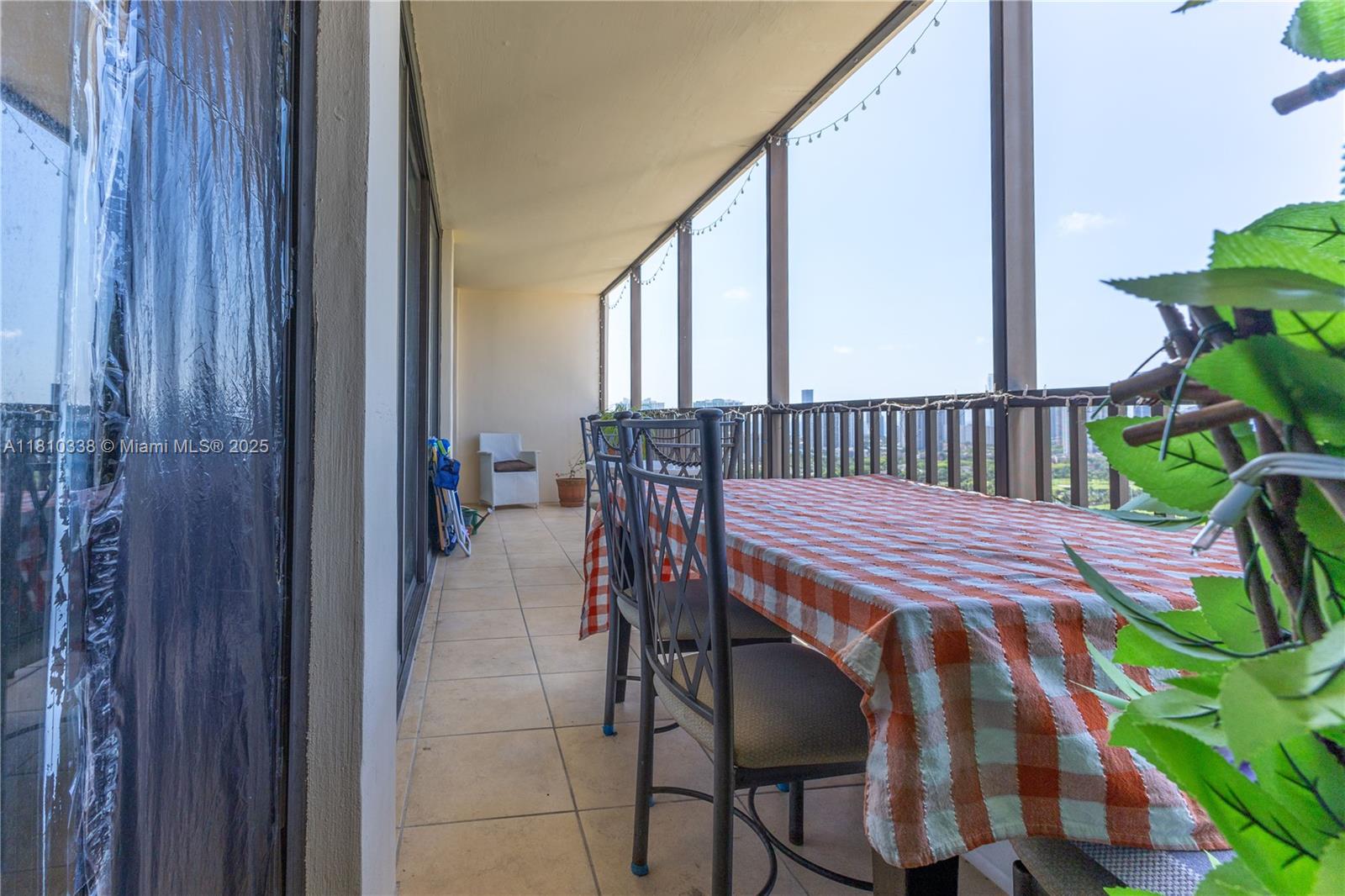 CORONADO CONDO - TOWER III - Residential
