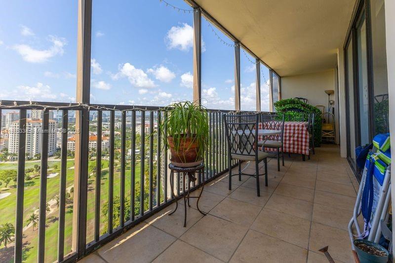 CORONADO CONDO - TOWER III - Residential