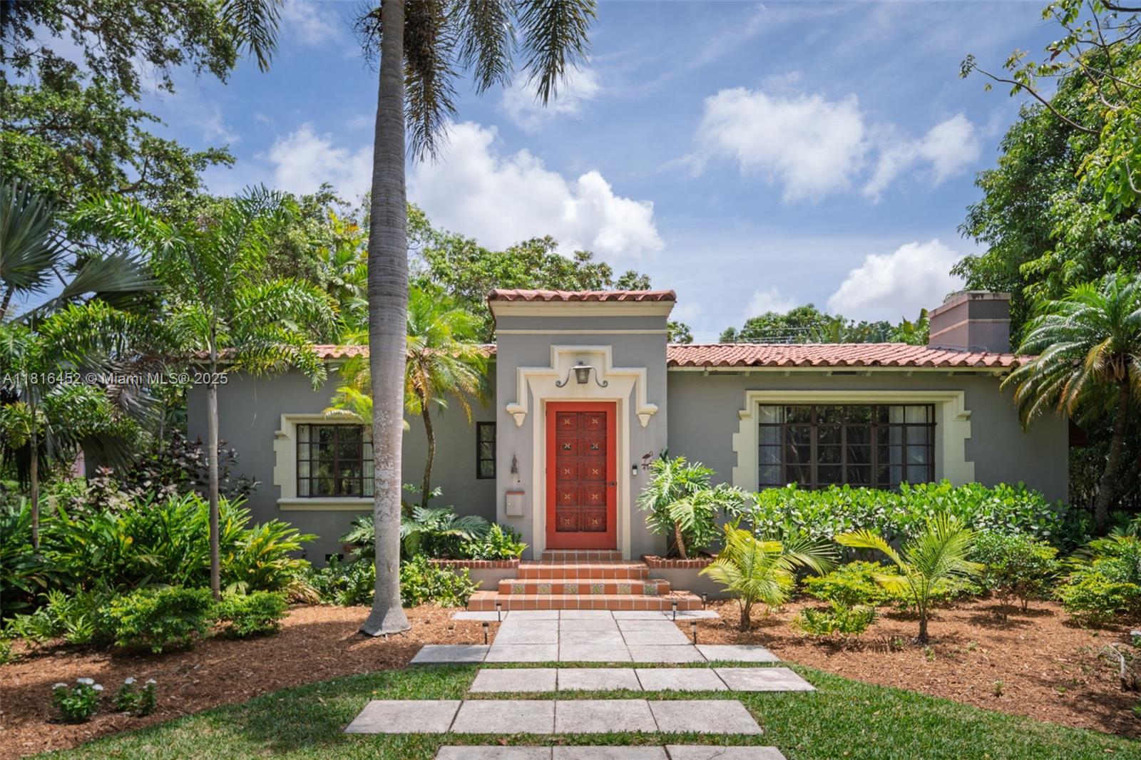 492 Ne 55th St, Miami, Broward County, Florida - 3 Bedrooms  
3 Bathrooms - 