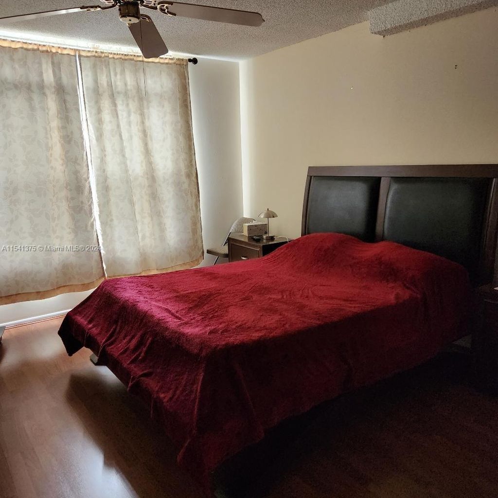 Photo of 3740 Inverrary Dr #2Q, Lauderhill, FL 33319 (MLS # A11541375)