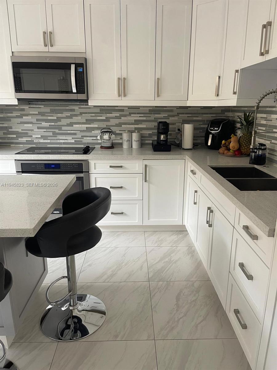 VILLA VIZCAYA CONDO - Residential