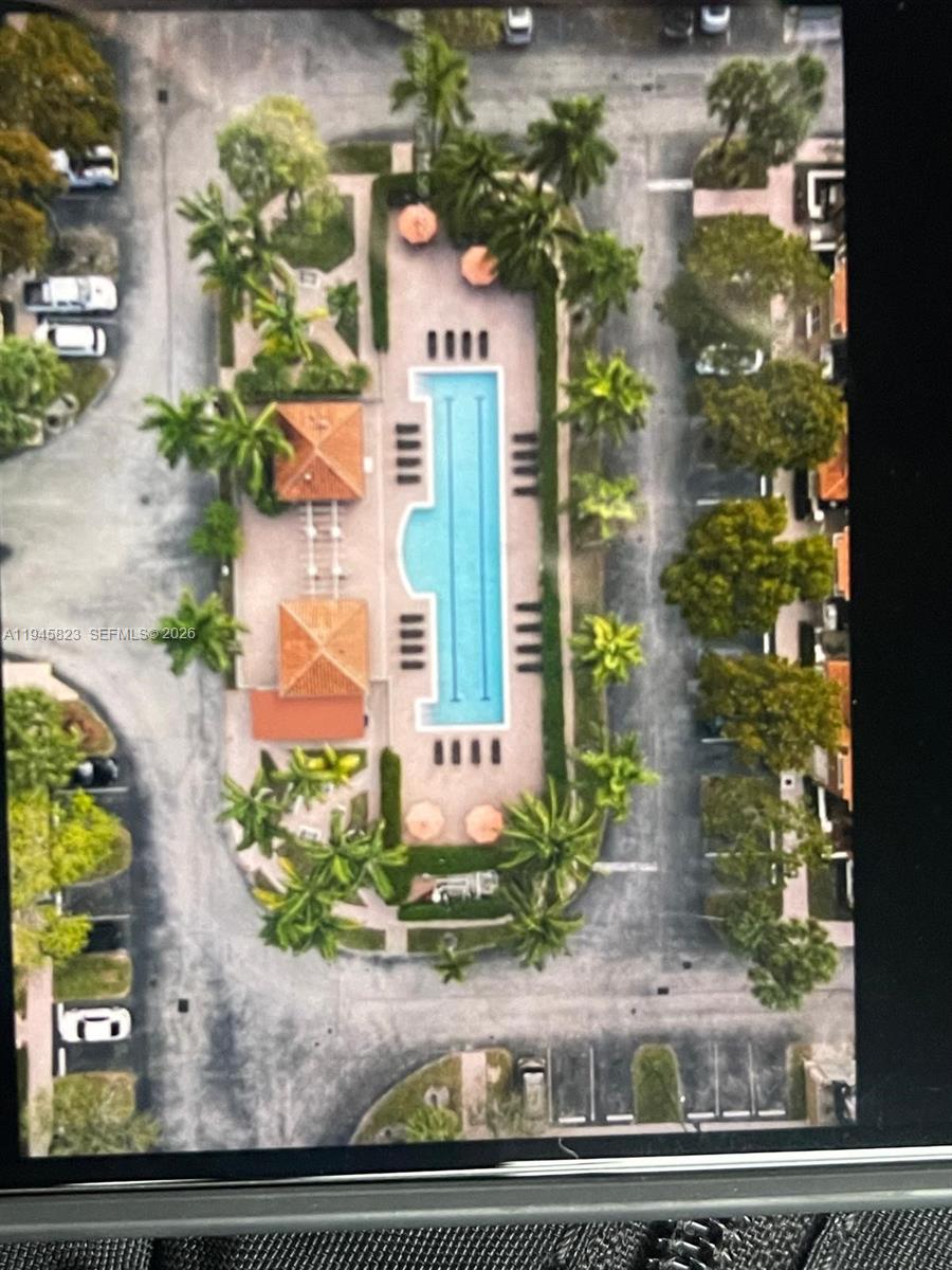 VILLA VIZCAYA CONDO - Residential