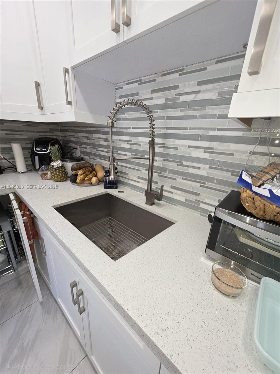 VILLA VIZCAYA CONDO - Residential