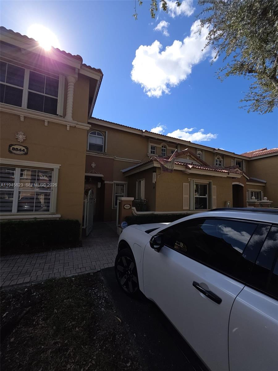 VILLA VIZCAYA CONDO - Residential