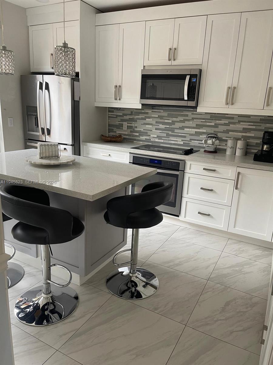 VILLA VIZCAYA CONDO - Residential