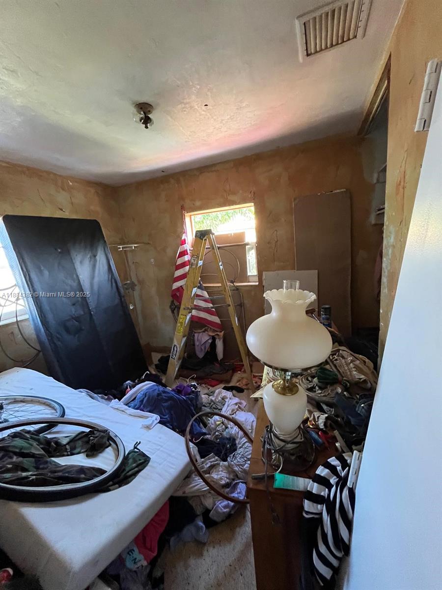 NEW SO MIAMI HEIGHTS SEC - Residential