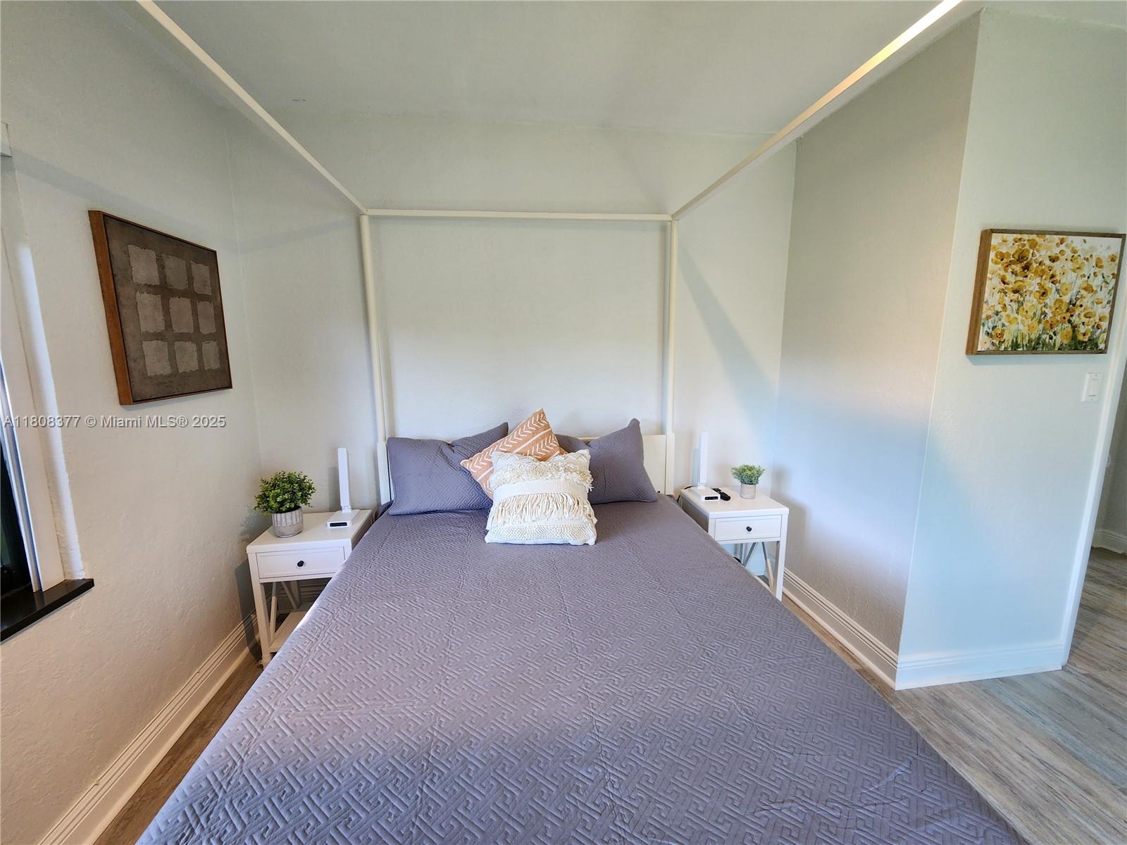 SUN RAY HOMES GREYNOLDS P - Residential Lease