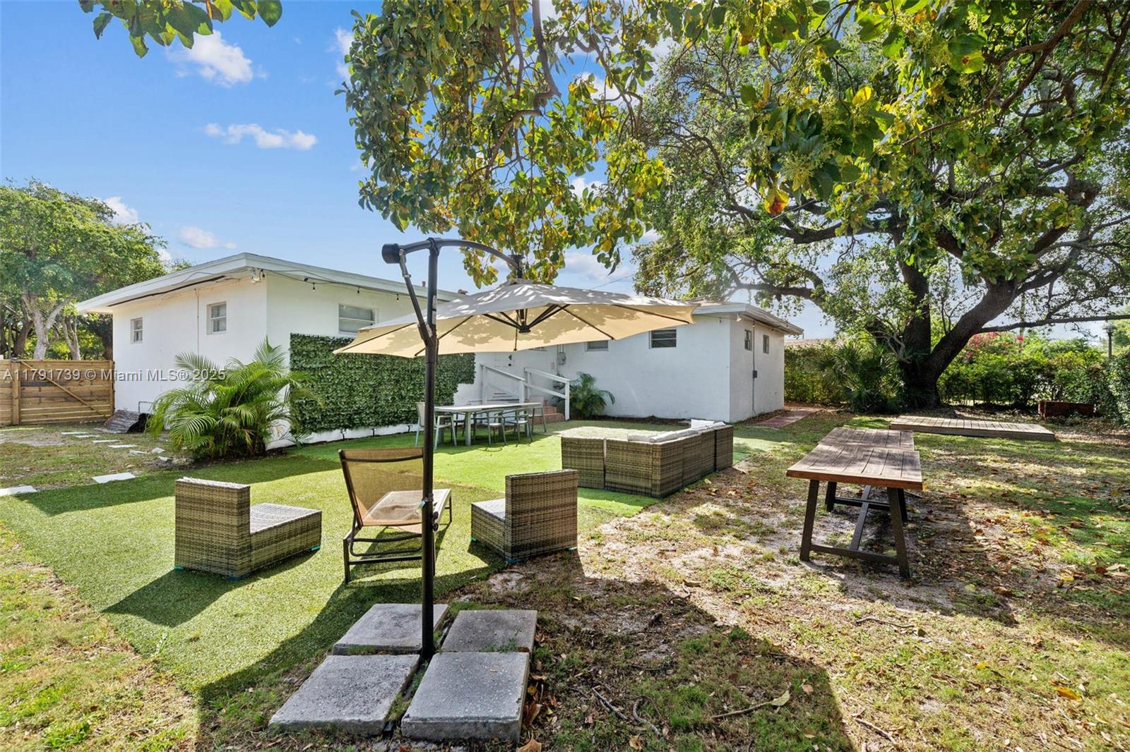 1275 NW 50th St